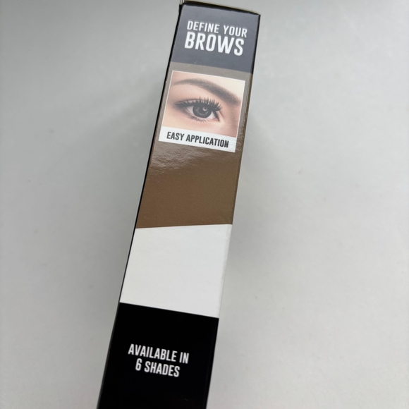L.A. Girl Brow Pomade - Picture 4 of 5